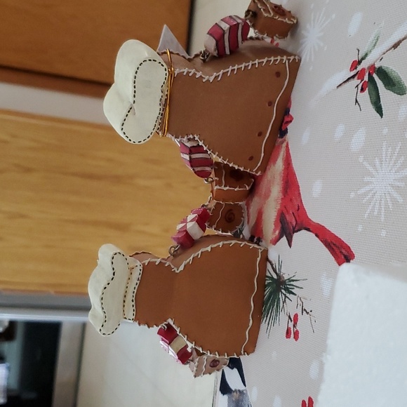 Home & Gift Collection Gingerbread Figurines. New in Box. - Picture 5 of 6